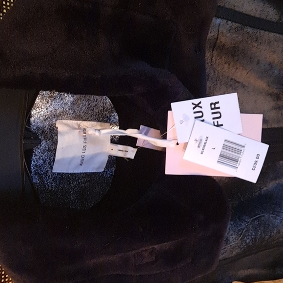 Ladies jacket - Picture 2 of 4